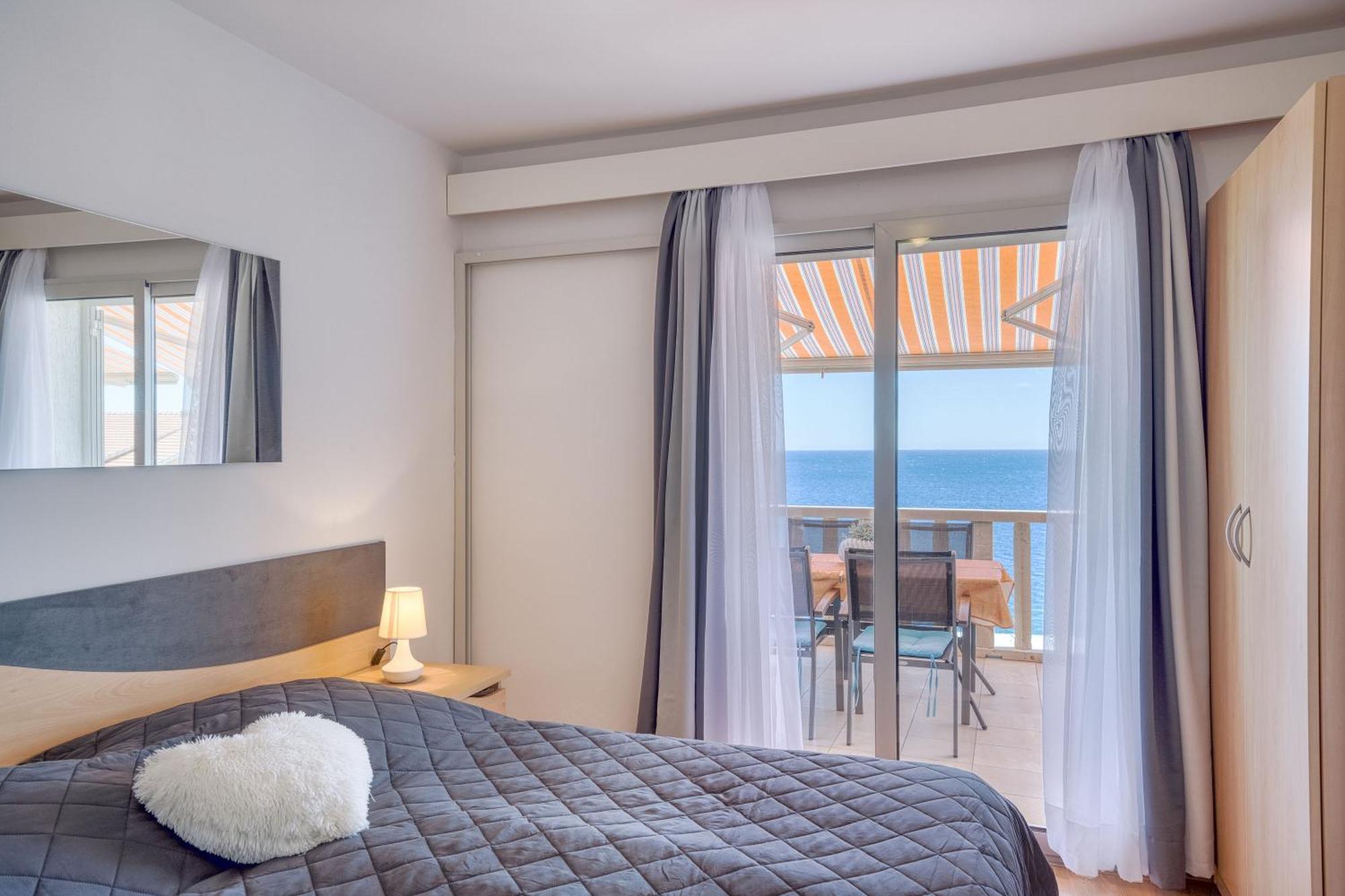 Apartmani Marelic - Sun Beach 扎瓦拉提卡 外观 照片